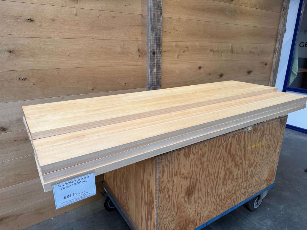 Gebruikt fijnhout orgeon pine planken 32x250MM 195CM, Gebruikt, 25 tot 50 mm, Ophalen of Verzenden, Plank