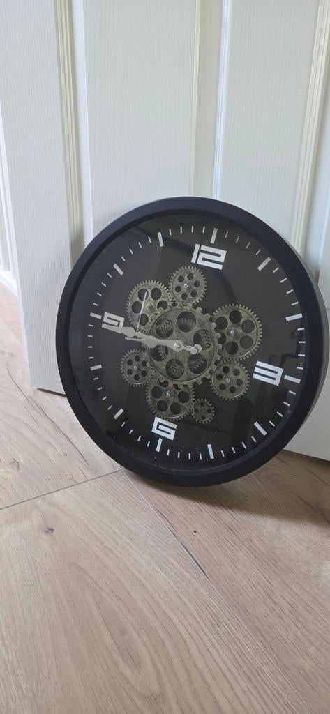 Industriële Wandklok Zwart - Bronzen Tandwielen - dia 38cm, Ophalen, Wandklok