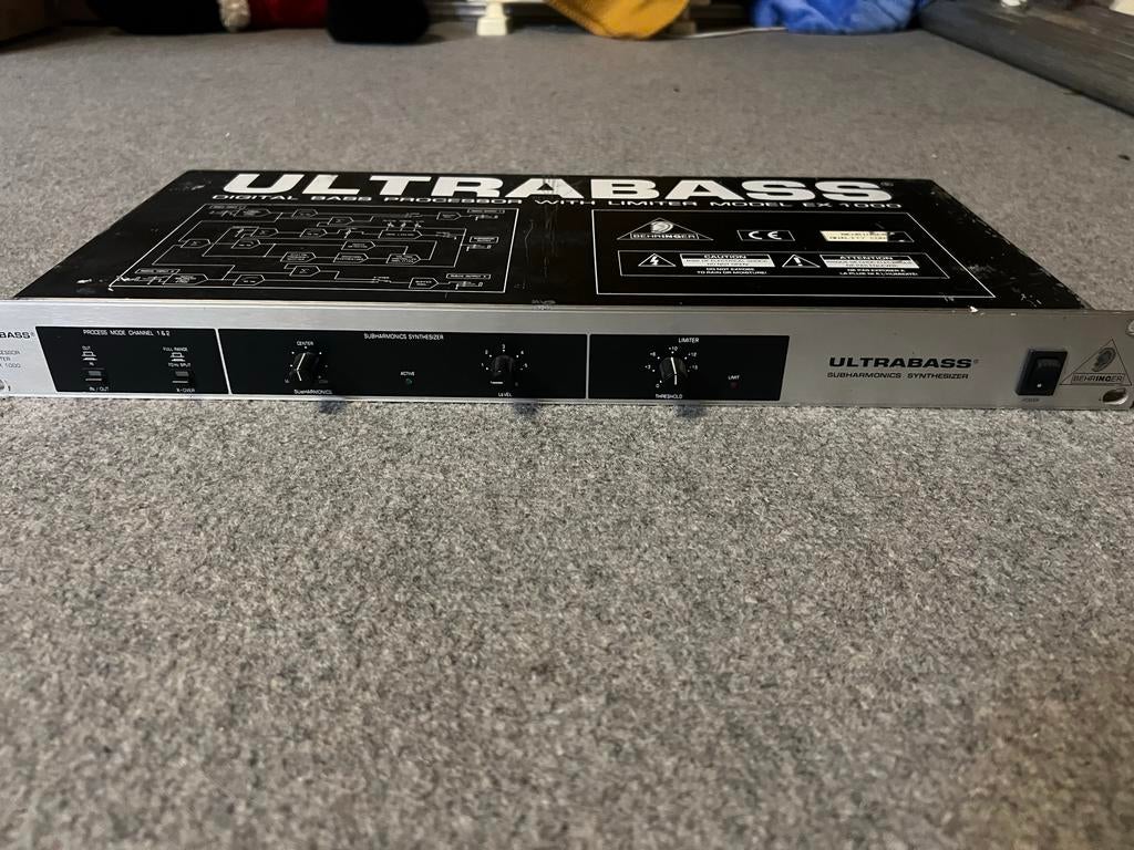 Behringer Ultrabass EX 1000, Ophalen of Verzenden, Gebruikt, Overige typen