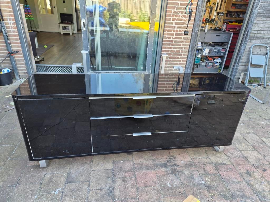 Meubels zwart hoogglans, Ophalen