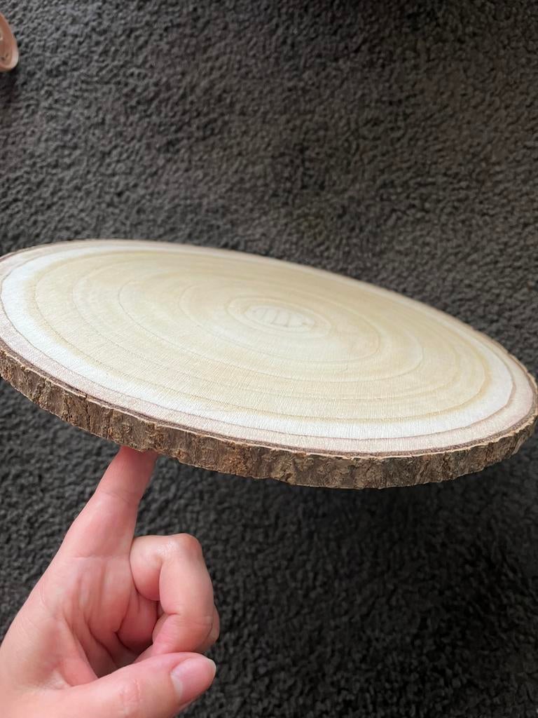 Boomstamschijf nieuw decoratie taart 30-33cm, Ophalen of Verzenden, Nieuw, Taarten, Versiering