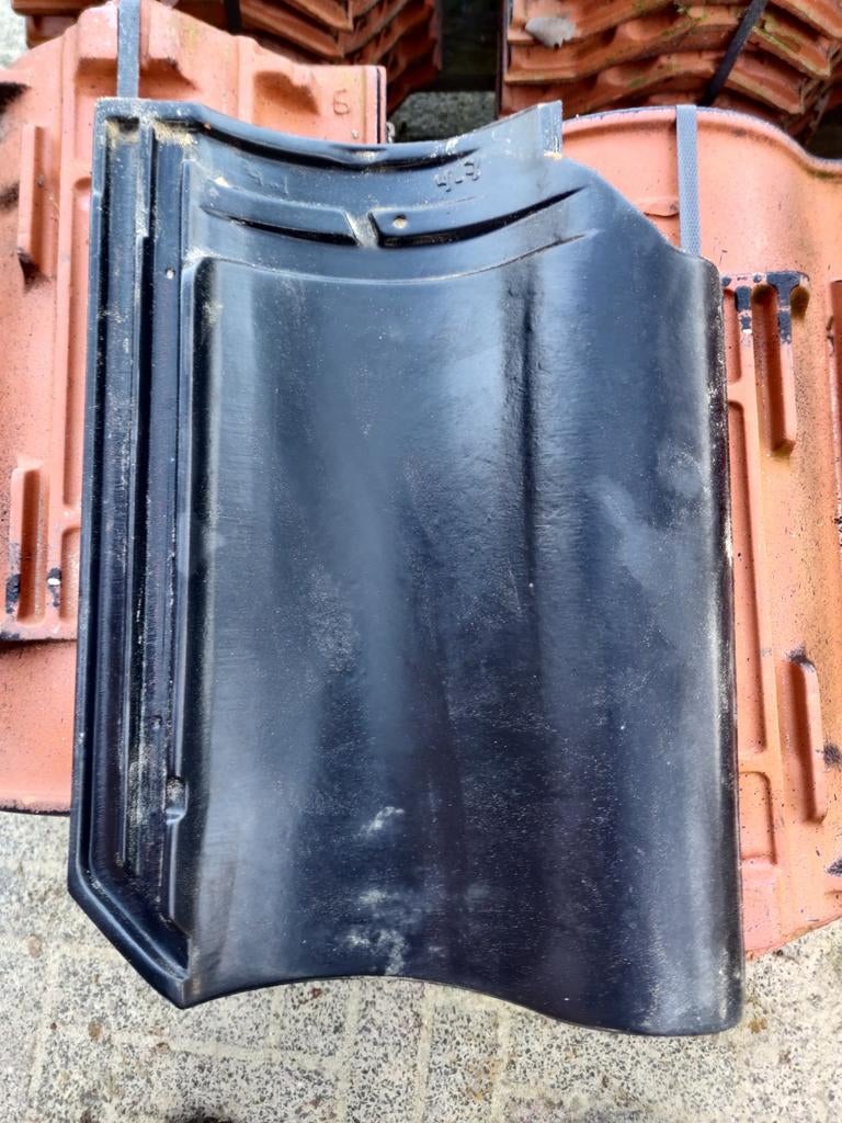 Monier OVH 200 dakpannen zwart verglaasd (niet meer gemaakt), Ophalen, Steen of Klei, Zwart, Nieuw