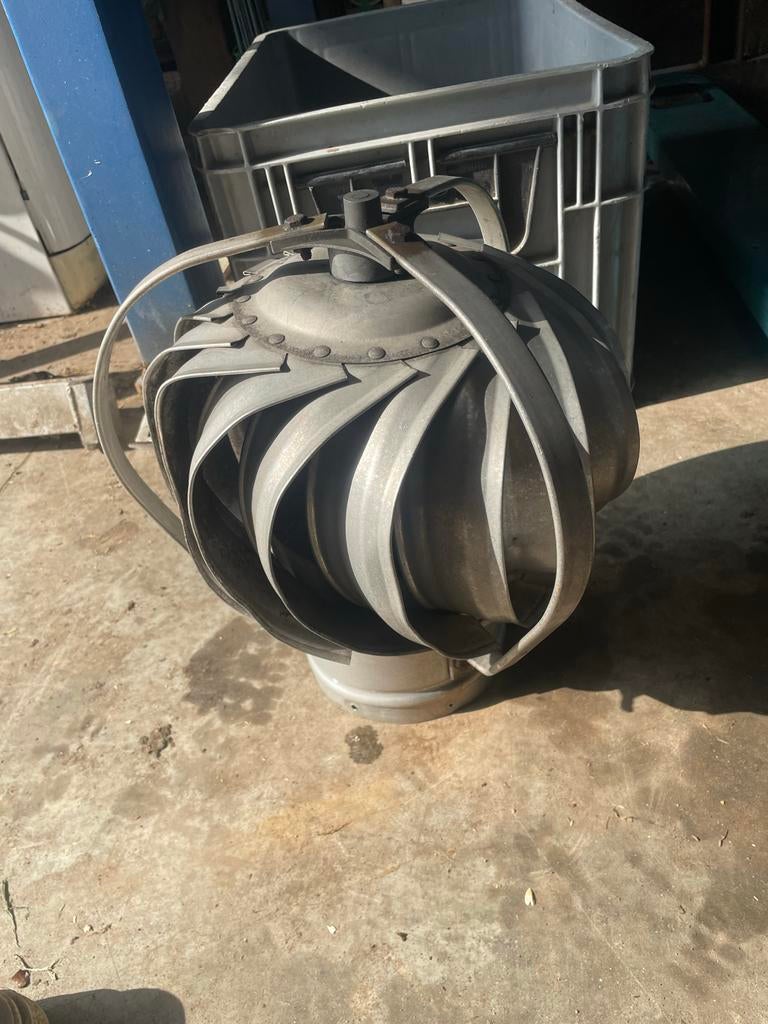Gebruikte dakventilator roterende schoorsteen 15 cm diameter, Ophalen, Gebruikt, Ventilator en Afzuiger