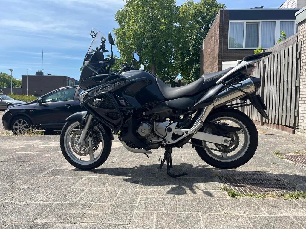 Honda Varadero XL1000V - Comfortabele Toermotor, Motoren, Motoren | Honda, 2 cilinders, Motorrijbewijs A, Gebruikt, Particulier