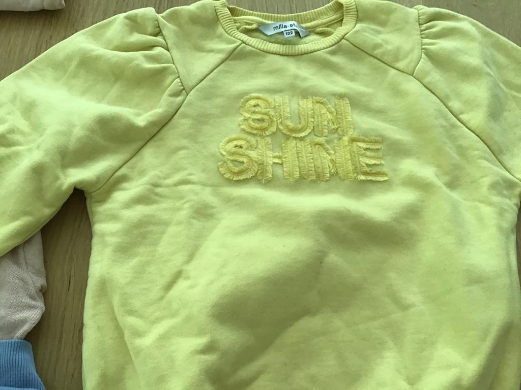 Kledingpakket: 8 Sweaters en 3 Pyjama's Maat 122-134, Ophalen of Verzenden, Gebruikt, Jongen of Meisje, Setje