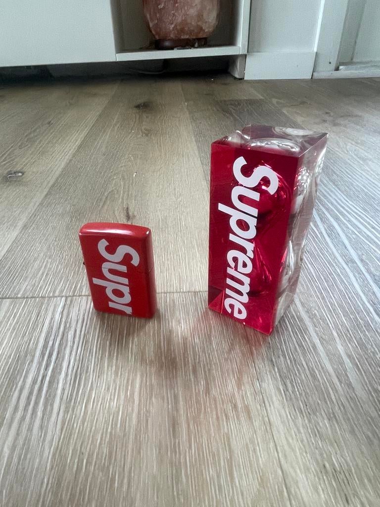 Supreme Glass Zandloper Rood & Supreme x Zippo, Ophalen of Verzenden, Nieuw