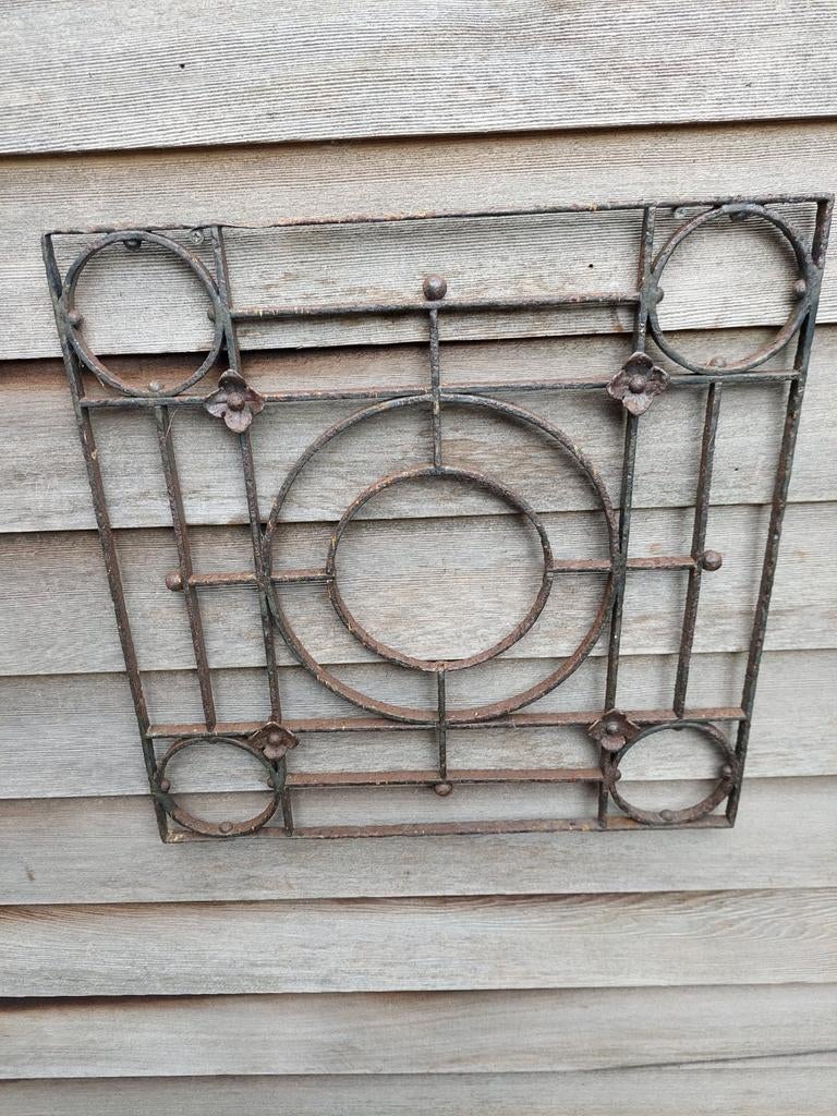 Smeedijzeren Ornament met Bloemetjes voor Schutting, Tuin en Terras, Tuinwanddecoratie, Ophalen of Verzenden