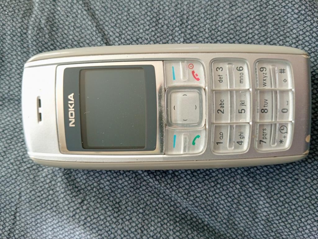 Nokia 1600 RH 64 -  uit 2002 tot 2005 met lange standby-tijd, Gebruikt, Geen camera, Fysiek toetsenbord, Ophalen of Verzenden