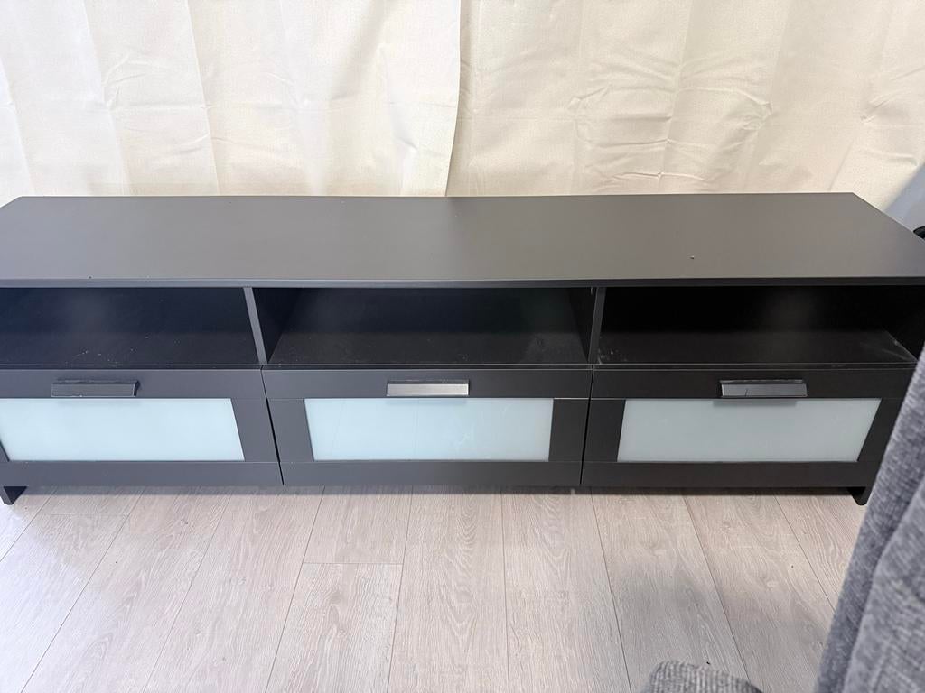 Brimnes tv meubel, Ophalen, Gebruikt, 150 tot 200 cm, Minder dan 100 cm