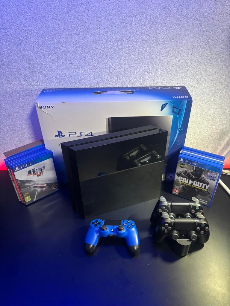 PlayStation 4 Disc Versie  1TB met 3 controllers & 9 spellen, Ophalen of Verzenden, Original, Met 3 controllers of meer, Gebruikt