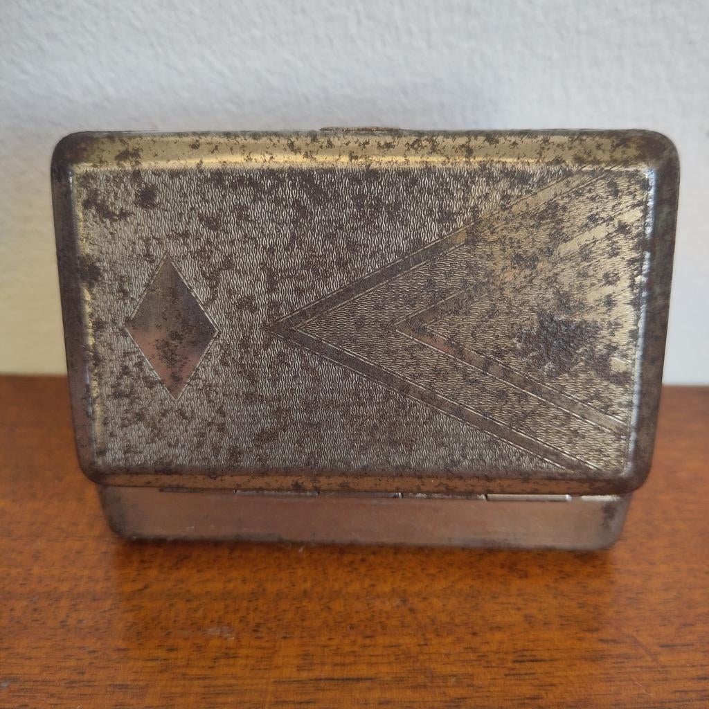 Zilverkleurig tabaksdoosje, Ophalen of Verzenden, Overige