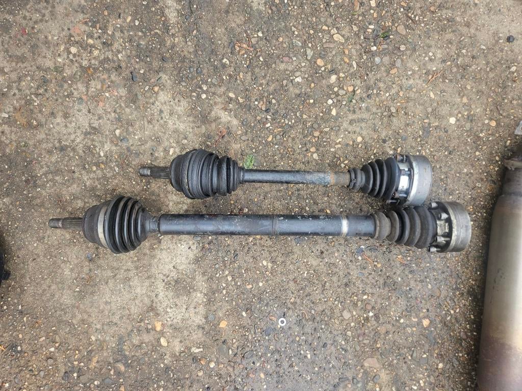 set aandrijfassen golf 2 corrado gti g60 100mm ibiza, Ophalen of Verzenden, Vw, Info@wealer.nl, Zuiderinslag 2 3833 BP Leusden