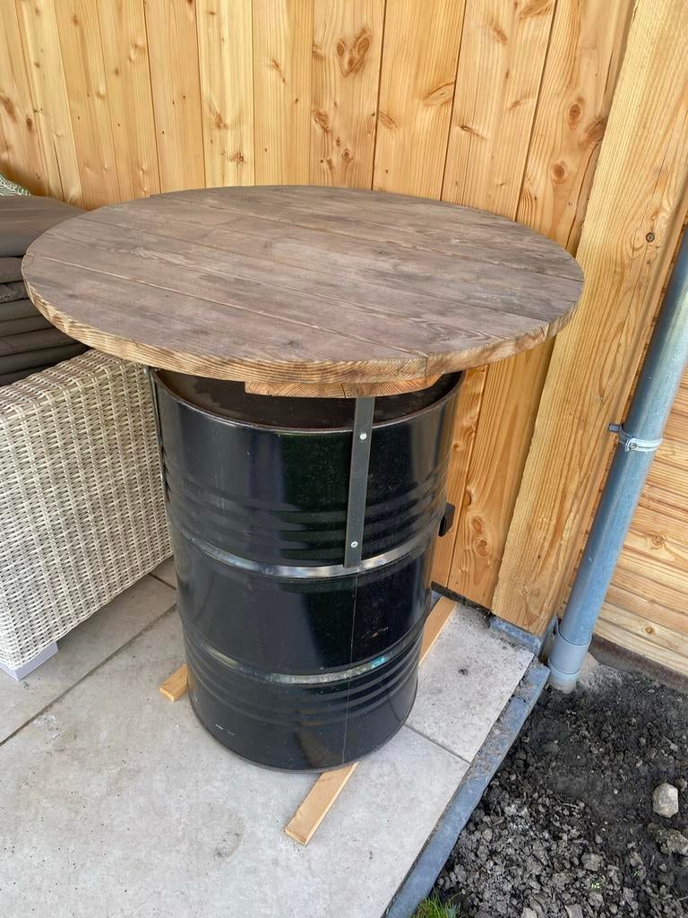 Vat staantafel, Ophalen, Gebruikt