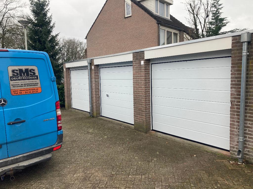 Garagedeuren Kanteldeuren Sectionaaldeuren, Doe-het-zelf en Verbouw, Deuren en Horren, Gebruikt, Garagedeur, Ophalen of Verzenden
