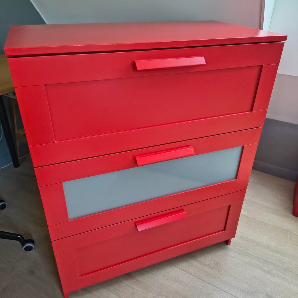Rode IKEA Malm ladekast 78x95x41 cm, Huis en Inrichting, Kasten | Ladekasten, Ophalen, 100 tot 150 cm, 50 tot 100 cm, Zo goed als nieuw