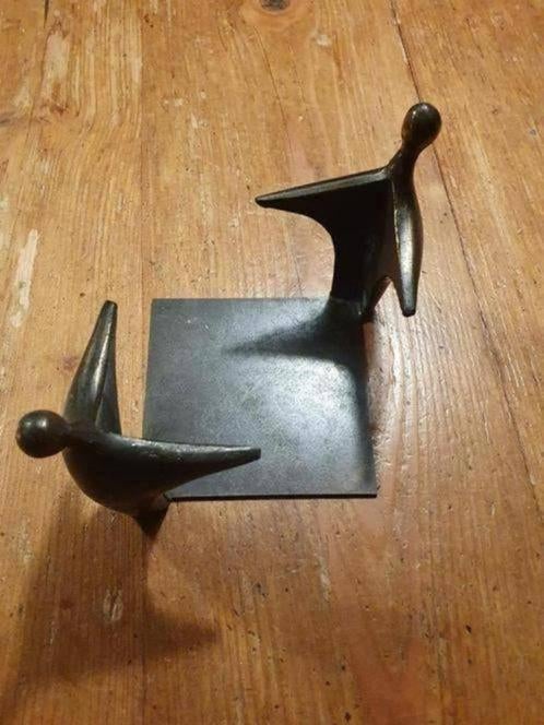 Corry ammerlaan van niekerk - verbronsd - blocnote houder, Ophalen