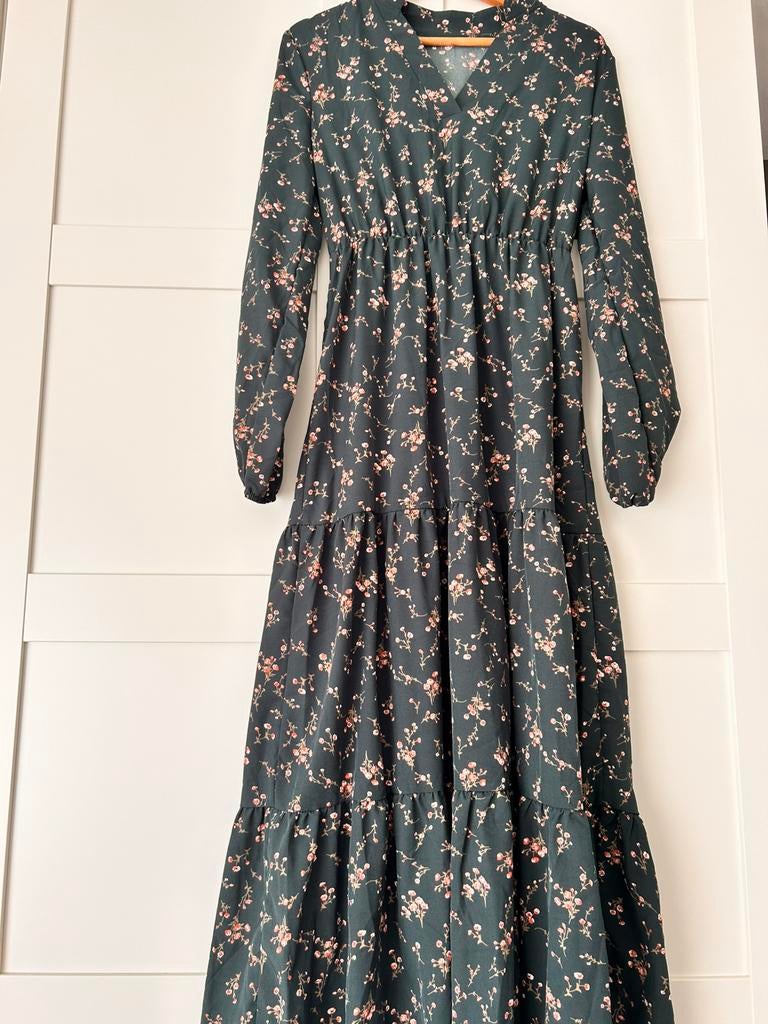 Prachtige maxi jurk maxi dress maat M nieuw, Ophalen of Verzenden, Nieuw, Onder de knie