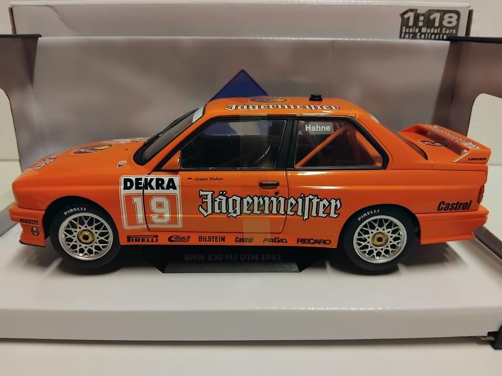 BMW M3 Jagermeister oranje DTM Hahne 1992 Solido 1:18 KRD, Hobby en Vrije tijd, Modelauto's | 1:18, Ophalen of Verzenden, Zo goed als nieuw