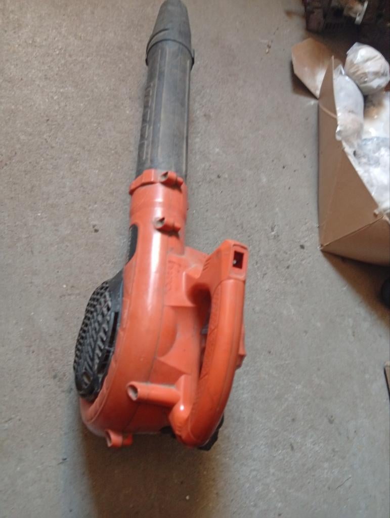 Bladblazer., Ophalen, Gebruikt, Benzine