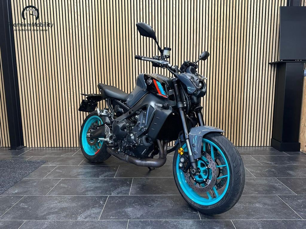 YAMAHA MT09 ABS 35KW/A2 (BJ 2022 / 4579 KM)