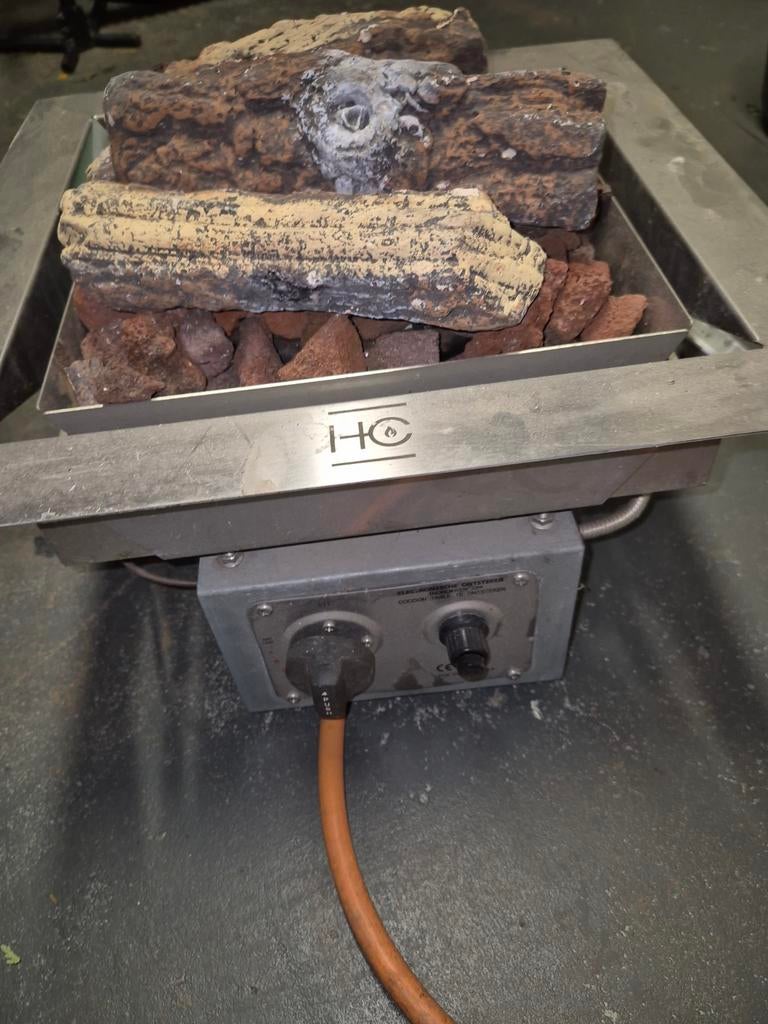 Vuurtafel van Happy Cocooning, Ophalen