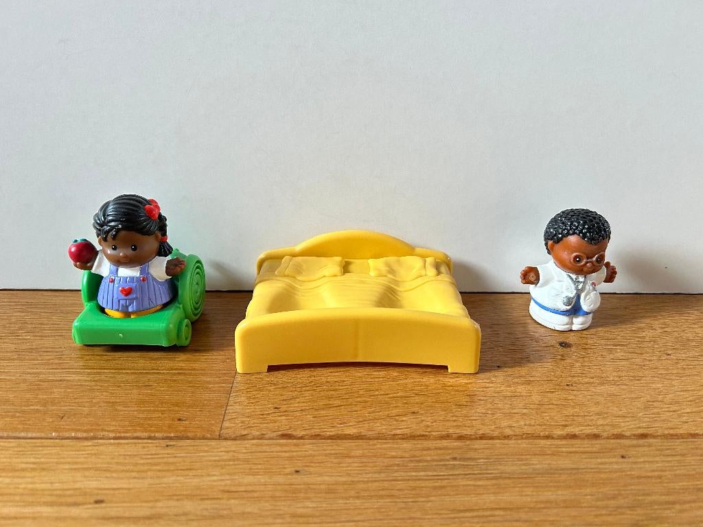Fisher Price Little People, kindje in rolstoel en bed, Ophalen of Verzenden, Gebruikt, Speelset