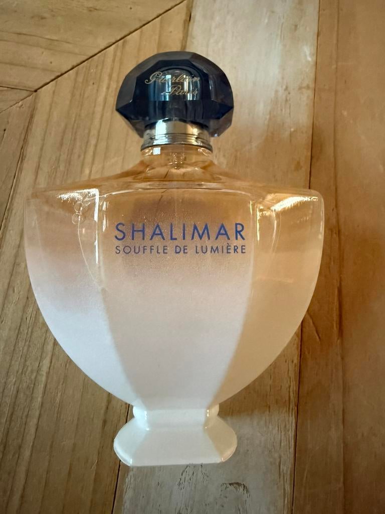Guerlain Shalimar Souffle de Lumiere eau de parfum 50ml, Sieraden, Tassen en Uiterlijk, Uiterlijk | Parfum, Ophalen of Verzenden