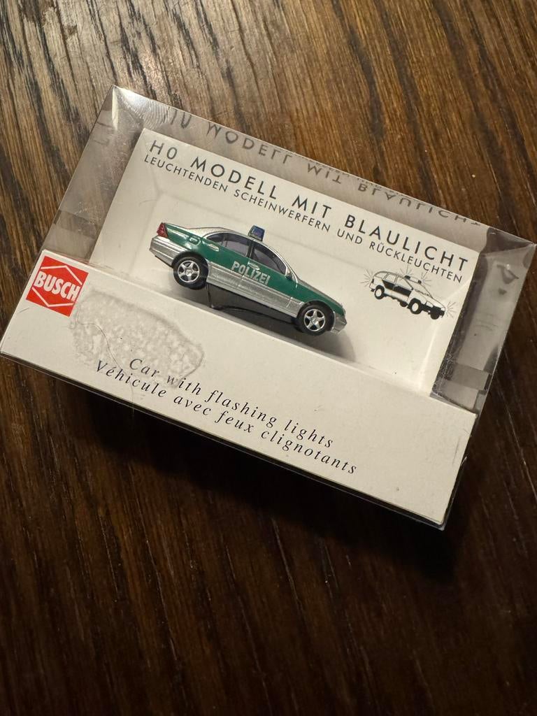 Busch 1:87 Politieauto met werkende blauwe zwaailichten, Hobby en Vrije tijd, Modelauto's | 1:87, Ophalen of Verzenden, Nieuw