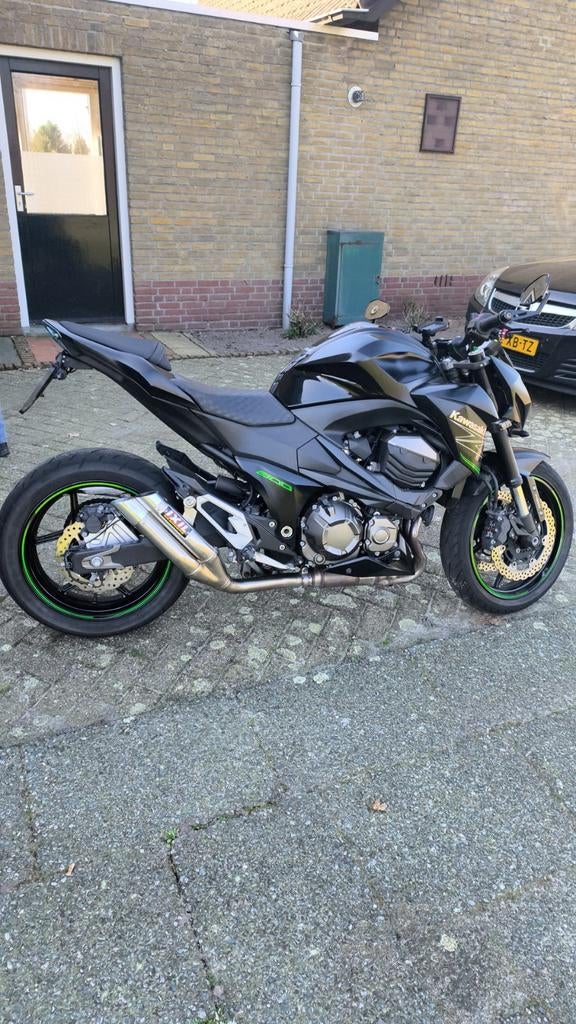 Kawasaki Z800 - Krachtige Naked Bike met Sportuitlaat, Motoren, Motoren | Kawasaki, Sportuitlaat, 4 cilinders, Motorrijbewijs A