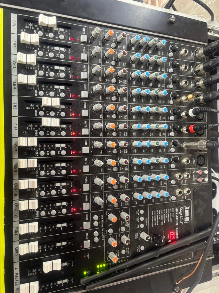 IMG stageline mmx 82 ufx 12 kanaals, Ophalen, Zo goed als nieuw, 10 tot 20 kanalen