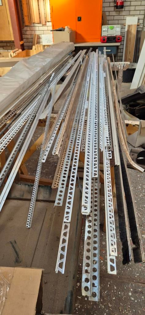 Tegelstrippen en Hoekprofielen - Diverse Maten & Kleuren, Doe-het-zelf en Verbouw, Ophalen, Gebruikt