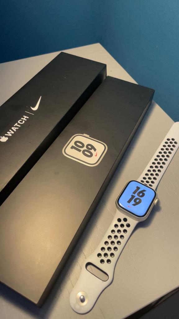 Apple watch series 7 41mm, Ophalen of Verzenden, Zo goed als nieuw, Zwart, IOS