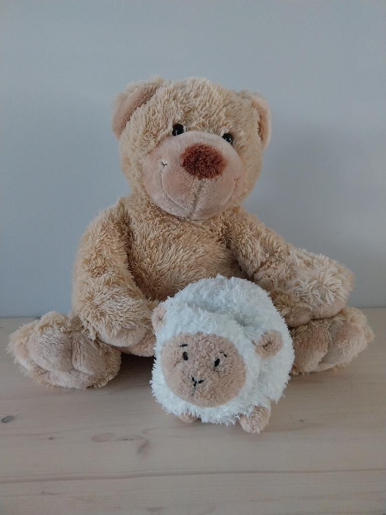 Happy Horse Knuffel beer en schaap, Kinderen en Baby's, Speelgoed | Knuffels en Pluche, Ophalen of Verzenden, Zo goed als nieuw