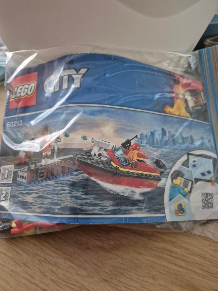 Lego City 60213 Brandweerboot - Compleet, Ophalen of Verzenden, Gebruikt, Complete set, Lego