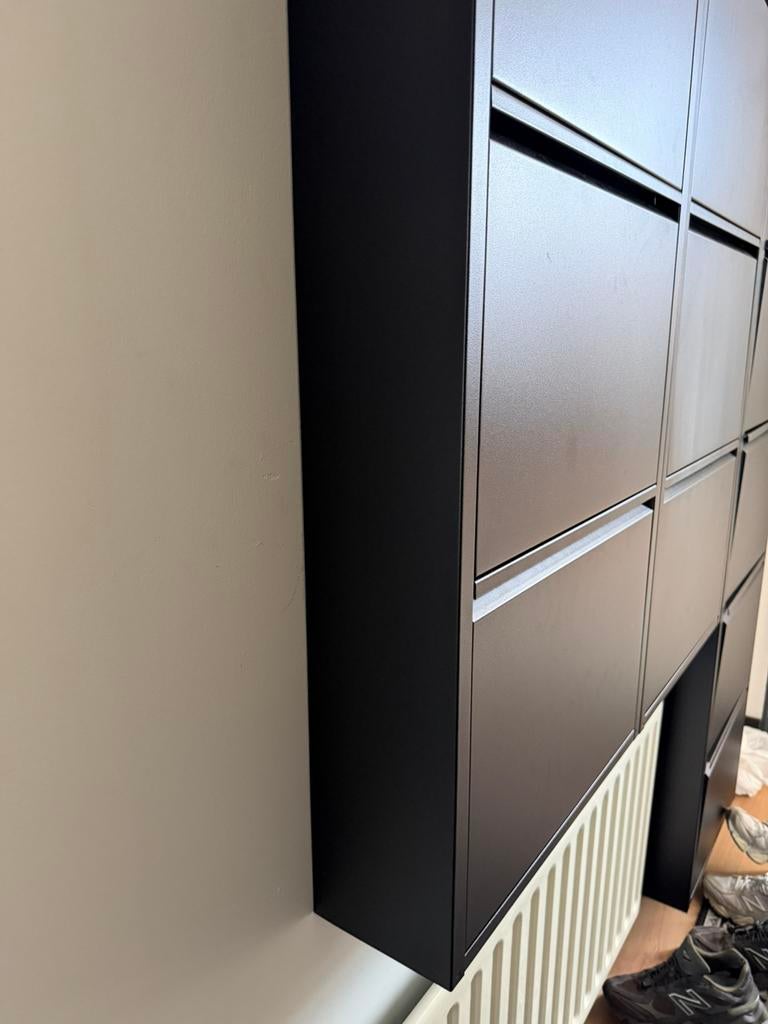 Stalen Wand- schoenenkasten NIEUW in doos 2x2vakken, Ophalen, 50 tot 100 cm, Zo goed als nieuw, Minder dan 100 cm