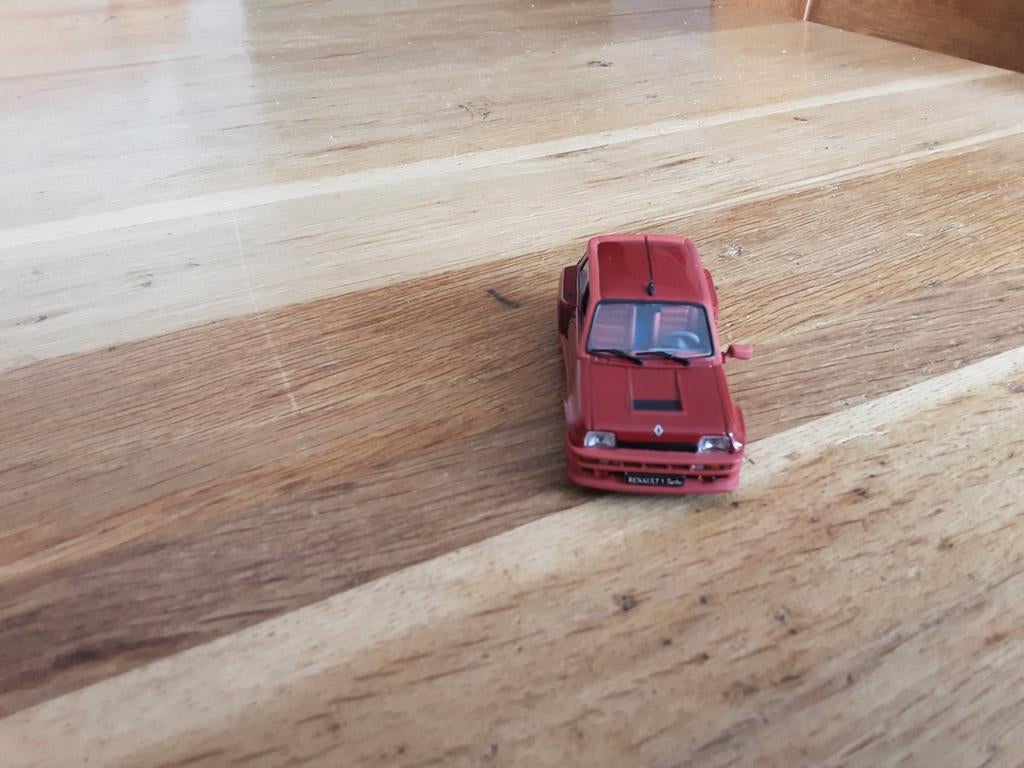 Renault 5 Turbo modelauto, Hobby en Vrije tijd, Modelauto's | 1:43, Ophalen of Verzenden