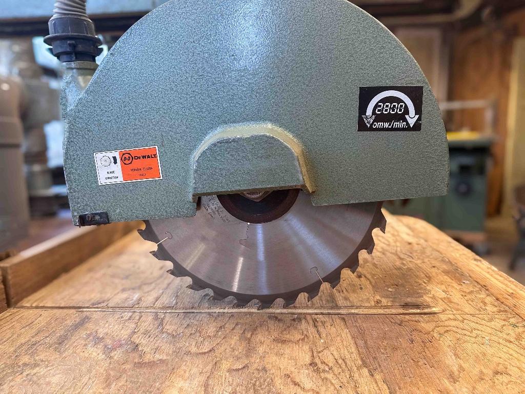 DeWalt radiaalzaag 380V – zware kwaliteit, perfecte werkzaag, Ophalen, Gebruikt, 70 mm of meer, DeWALT