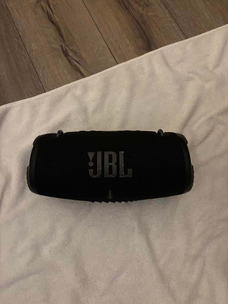 Jbl 3 bluetooth, Diversen, Schoolbenodigdheden, Ophalen of Verzenden, Zo goed als nieuw