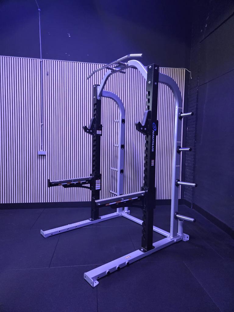 Nautilus Half Rack, Sport en Fitness, Ophalen of Verzenden, Zo goed als nieuw, Metaal, Krachtstation