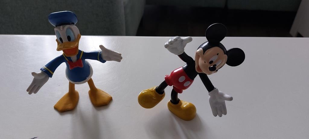Mickey Mouse en Donald Duck
rubber, Ophalen of Verzenden, Mickey Mouse, Gebruikt, Beeldje of Figuurtje
