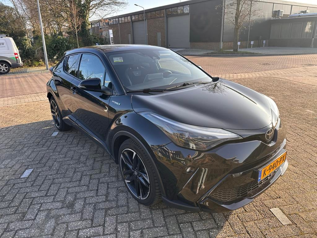 Toyota C-HR 2.0 Hybrid 184pk CVT 2021 GR sport.Zwart, 725 kg, Euro 6, 4 cilinders, Zwart