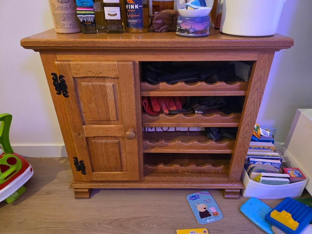 Massief eiken drankkastje Oisterwijk - erfstuk, Ophalen, Gebruikt