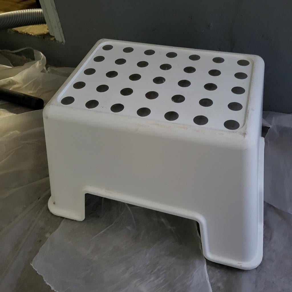 Witte kunststof opstapje/krukje, Ophalen