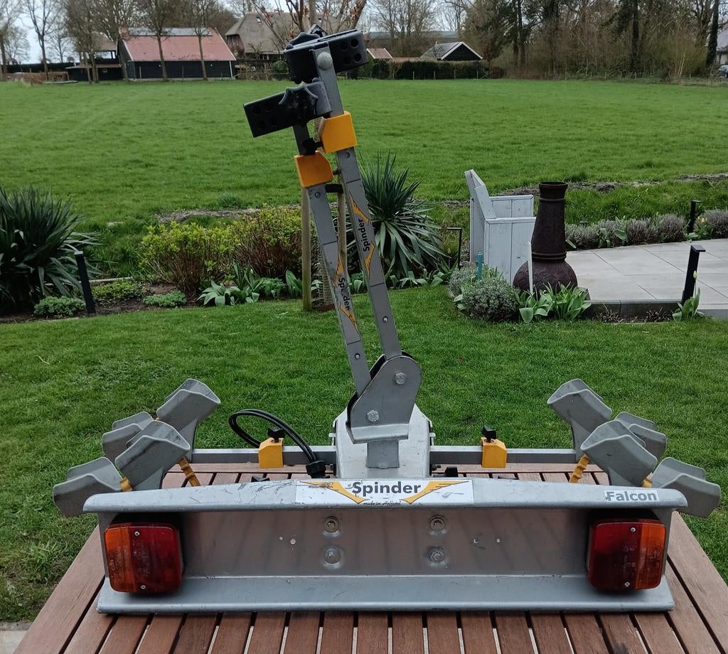 Spinder Falcon Kantelbare Fietsendrager voor 2 Fietsen, Ophalen of Verzenden, 2 fietsen, Gebruikt, Trekhaakdrager