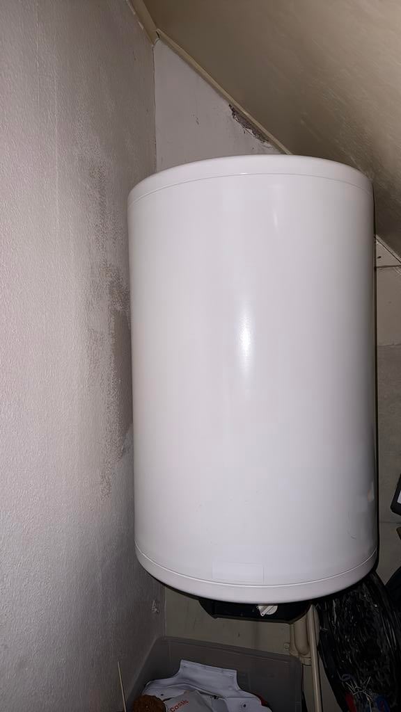 Warmwater boiler Inventum EDR80, Gebruikt, 20 tot 100 liter, 3 t/m 5 jaar oud, Boiler