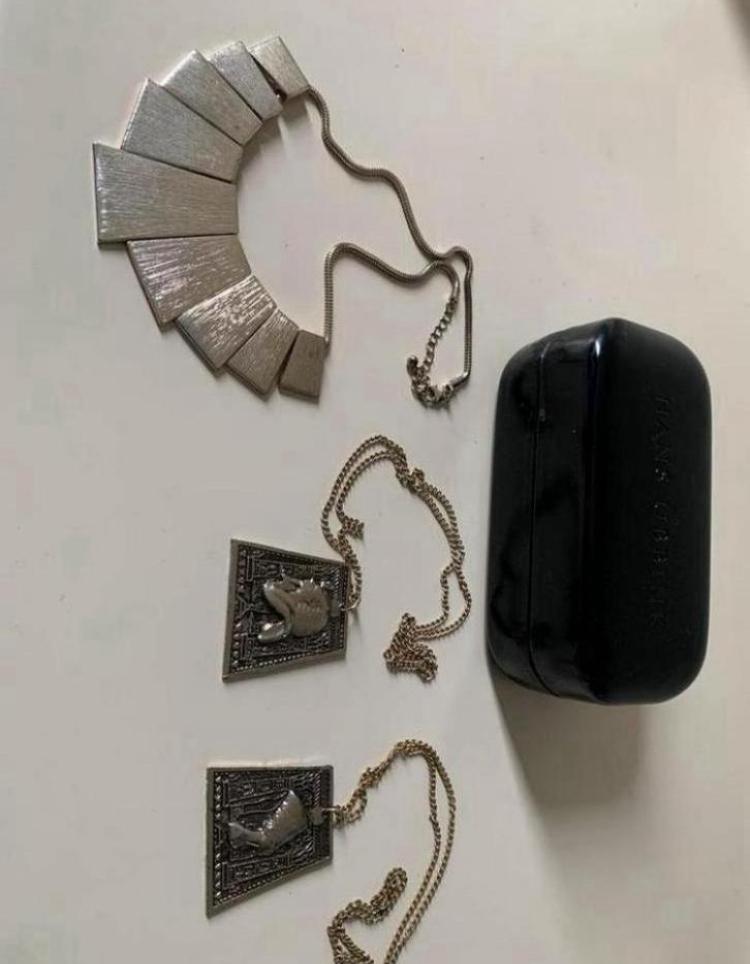 3 kettinkjes/hanger: farao, nefertite en halssieraad Pr/STUK, Nieuw, Ophalen of Verzenden, Zilver, Overige materialen