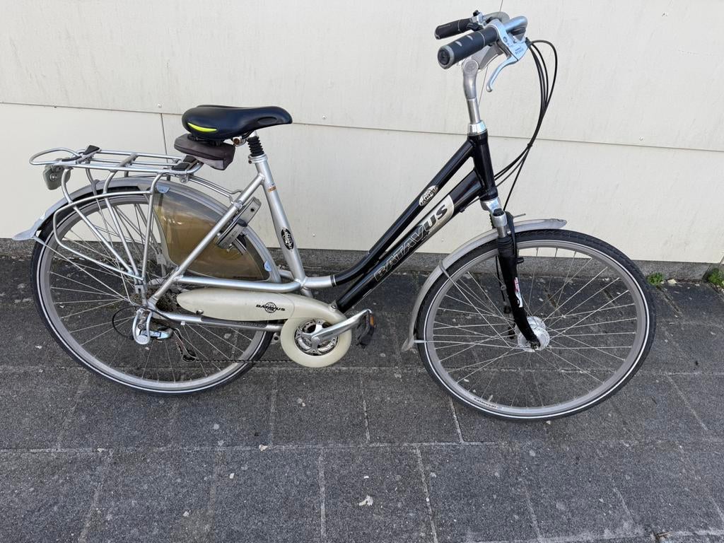 Batavus Damesfiets 28 inch, 3x8 derailleurversnelling, Fietsen en Brommers, 53 tot 56 cm, Ophalen, Zo goed als nieuw, Batavus