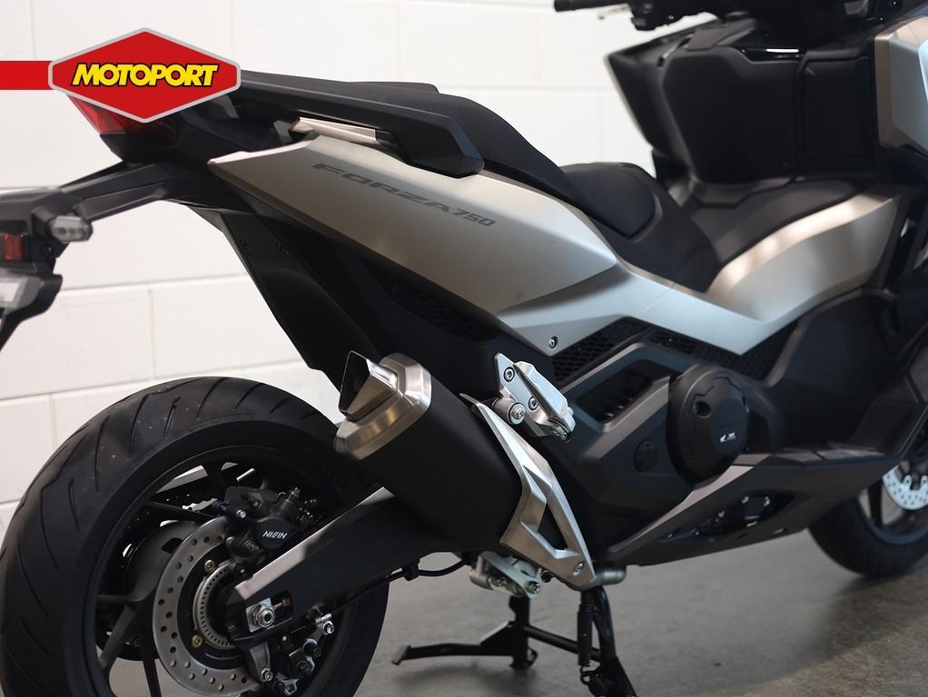 Honda NSS 750 FORZA (bj 2026), Scooter, Doornveld 180
B 1731  ZELLIK, BE, Bedrijf, Mc.benelux@honda-eu.com