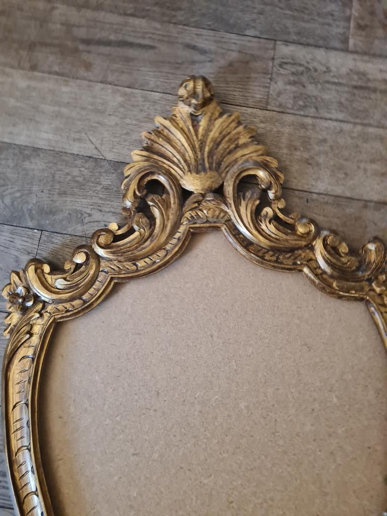 Zeer oude houten lijst met kuif, Huis en Inrichting, Woonaccessoires | Lijsten, Heikant 21 Kaatsheuvel, Belle Vieille Brocante