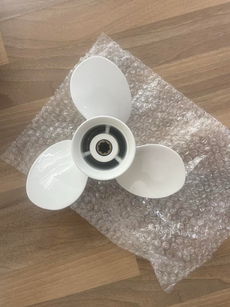 Nieuwe Yamaha schroef 9 1/4 x 8, Watersport en Boten, Ophalen of Verzenden, Nieuw, Motor en Techniek, Motorboot